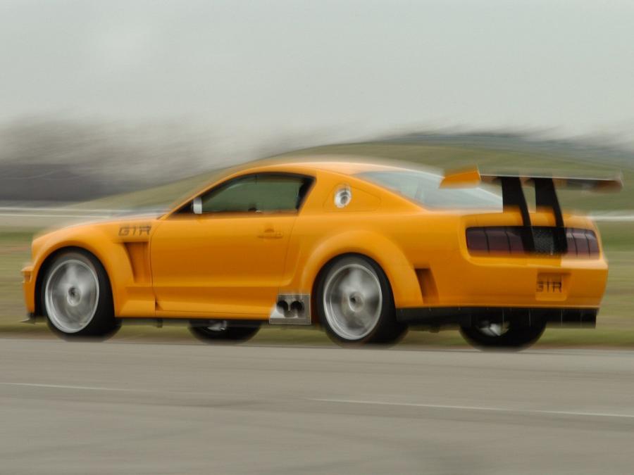  Ford Mustang GT-R Concept 2004 года  (фото 13 из 54)